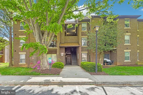 $249,000 | 18503 Sweet Autumn Drive, Unit 18503, Gaithersburg, MD 20879