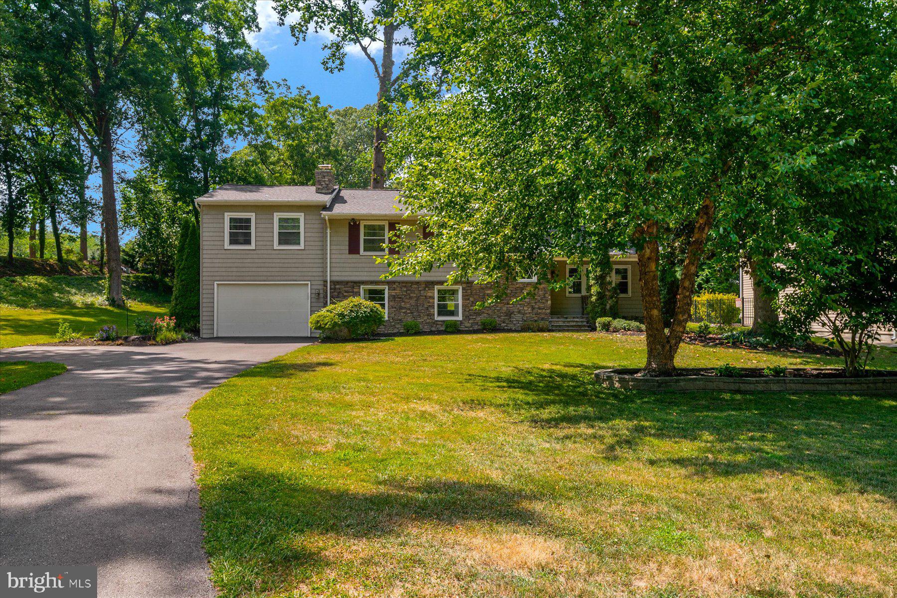 1134 Valley Drive Pasadena, MD 21122 - Photo 4 of 61