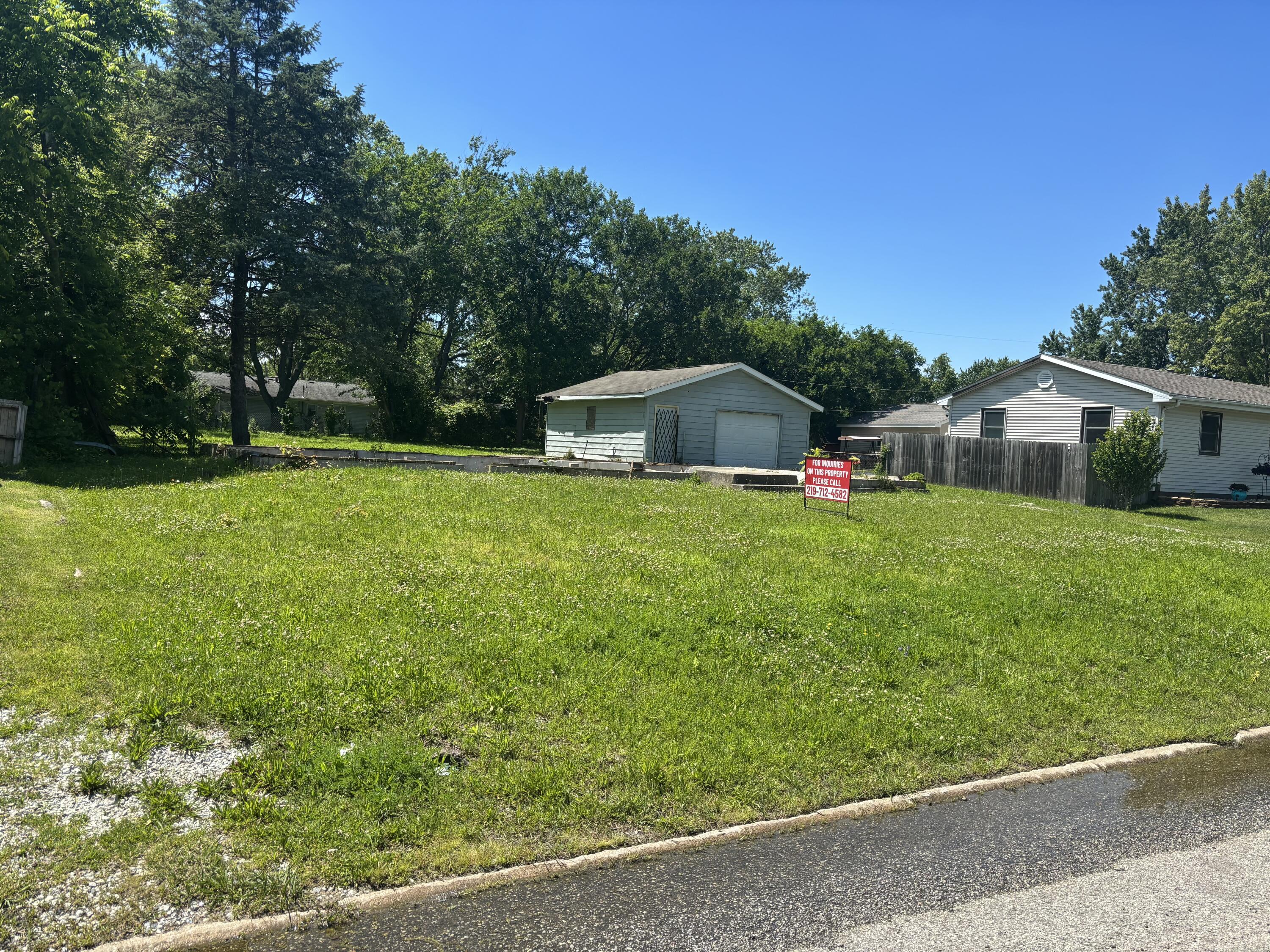 764 Acadia Road Valparaiso, IN 46385 - Photo 1 of 16 3000x2250
