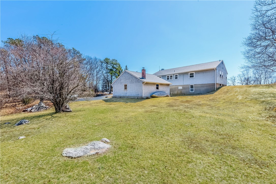 2241 Post Road South Kingstown, RI 02879 - Photo 4 of 26