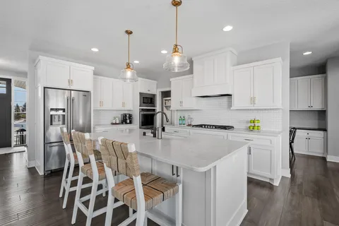 $1,200,000 | 7529 Urbandale Lane North, Maple Grove, MN 55311