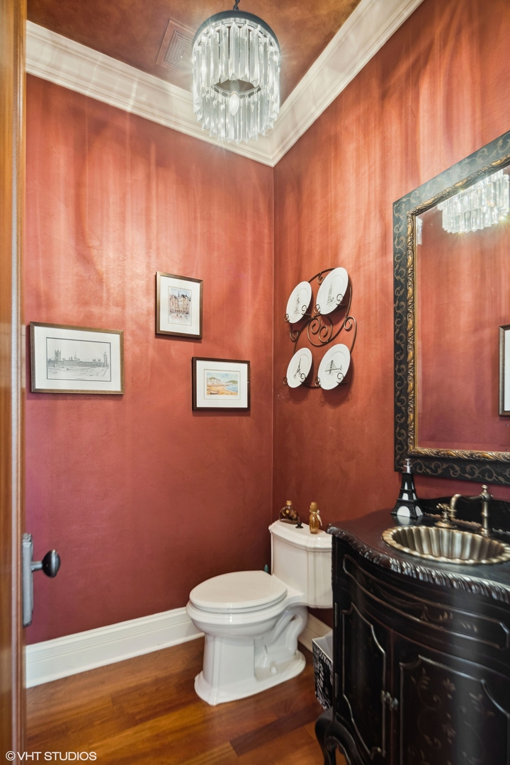 9125 Forest Edge Lane Burr Ridge, IL 60527 - Photo 13 of 41 Gallery Image 13