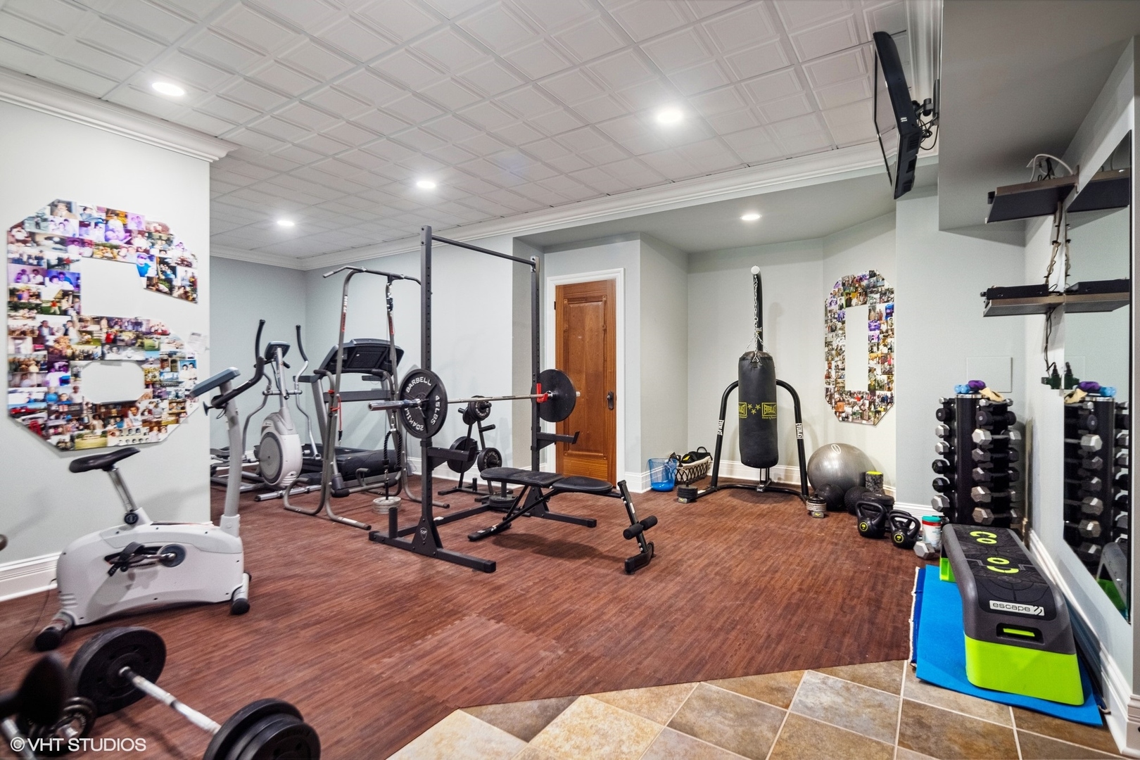9125 Forest Edge Lane Burr Ridge, IL 60527 - Photo 23 of 41 Gallery Image 23