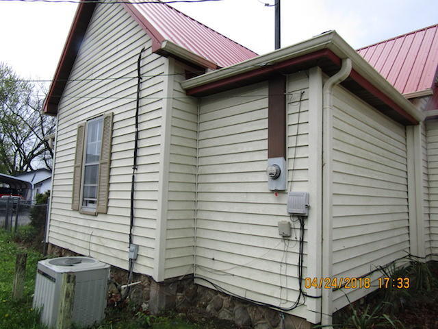 205 Adams Road Science Hill, KY 42553 - Photo 4 of 12 IMG_0357