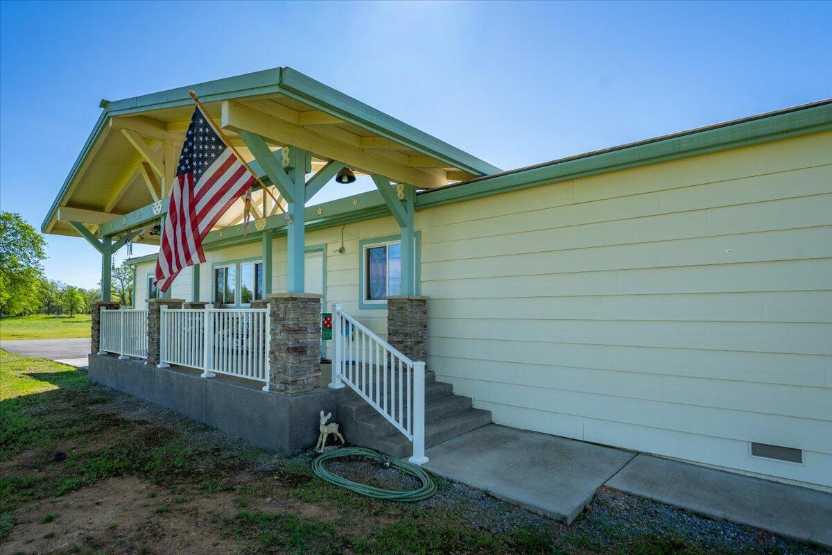 3307 Tarmac Road Redding, CA 96003 - Photo 4 of 96 093-3307 Tarmac Rd - E-59