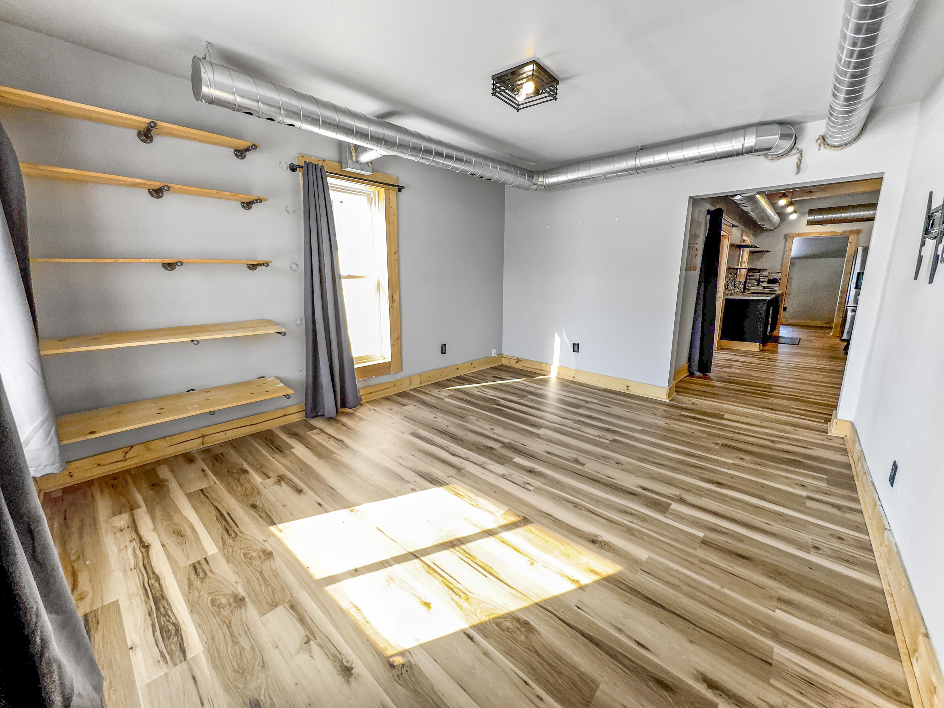 544 West Upton Avenue Reed City, MI 49677 - Photo 21 of 68 Living