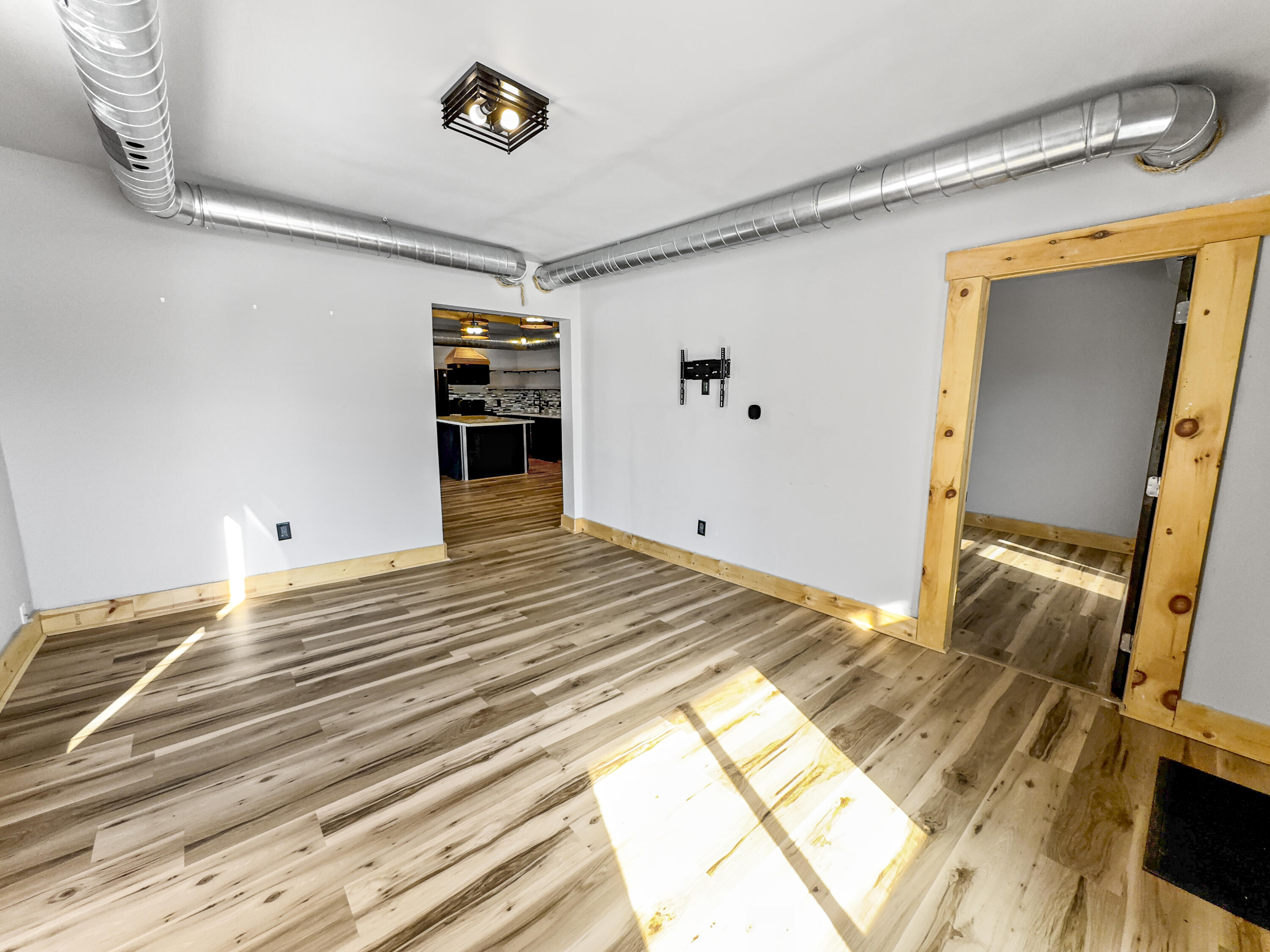 544 West Upton Avenue Reed City, MI 49677 - Photo 22 of 68 Living