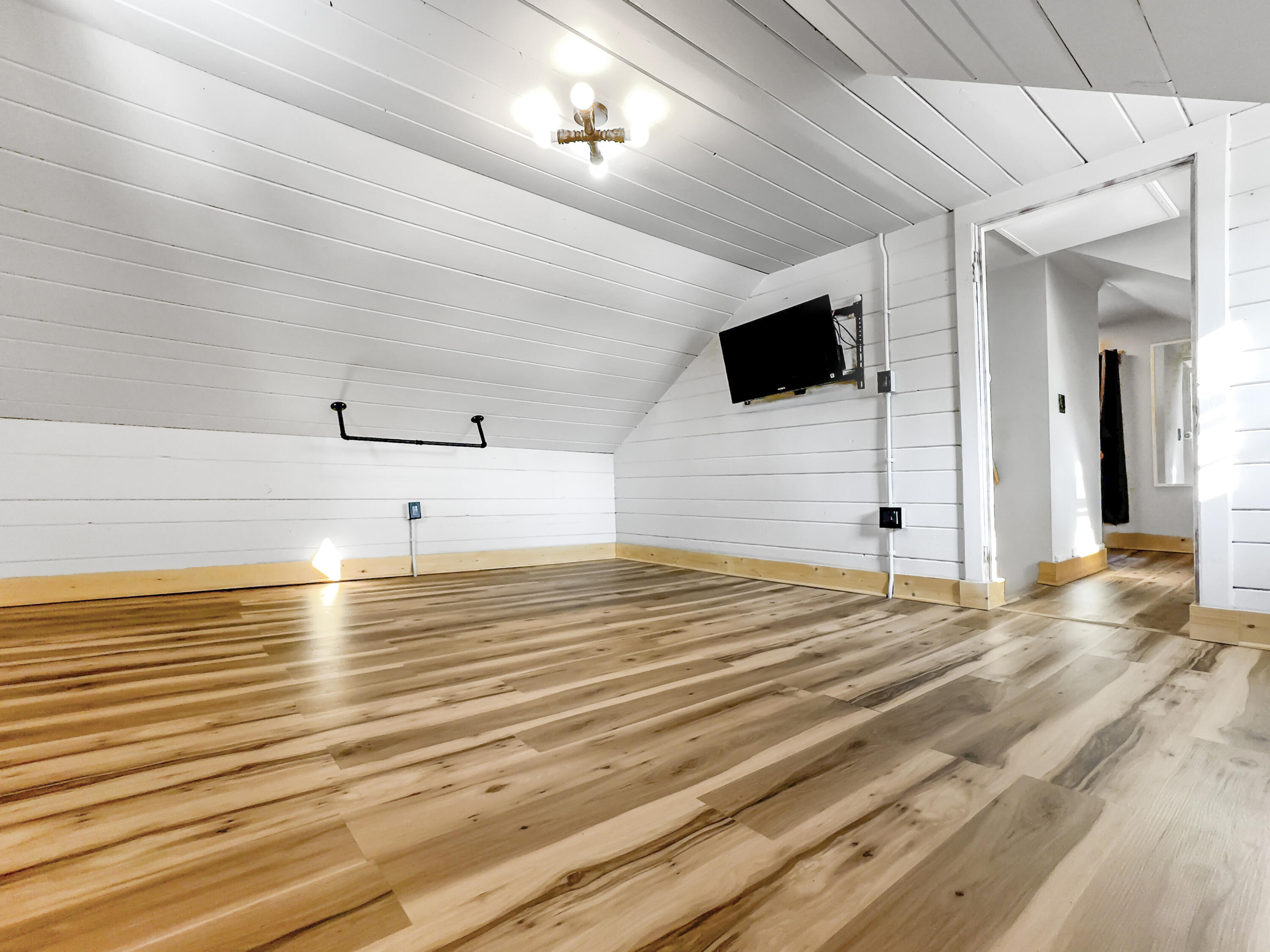 544 West Upton Avenue Reed City, MI 49677 - Photo 36 of 68 Primary Bedroom