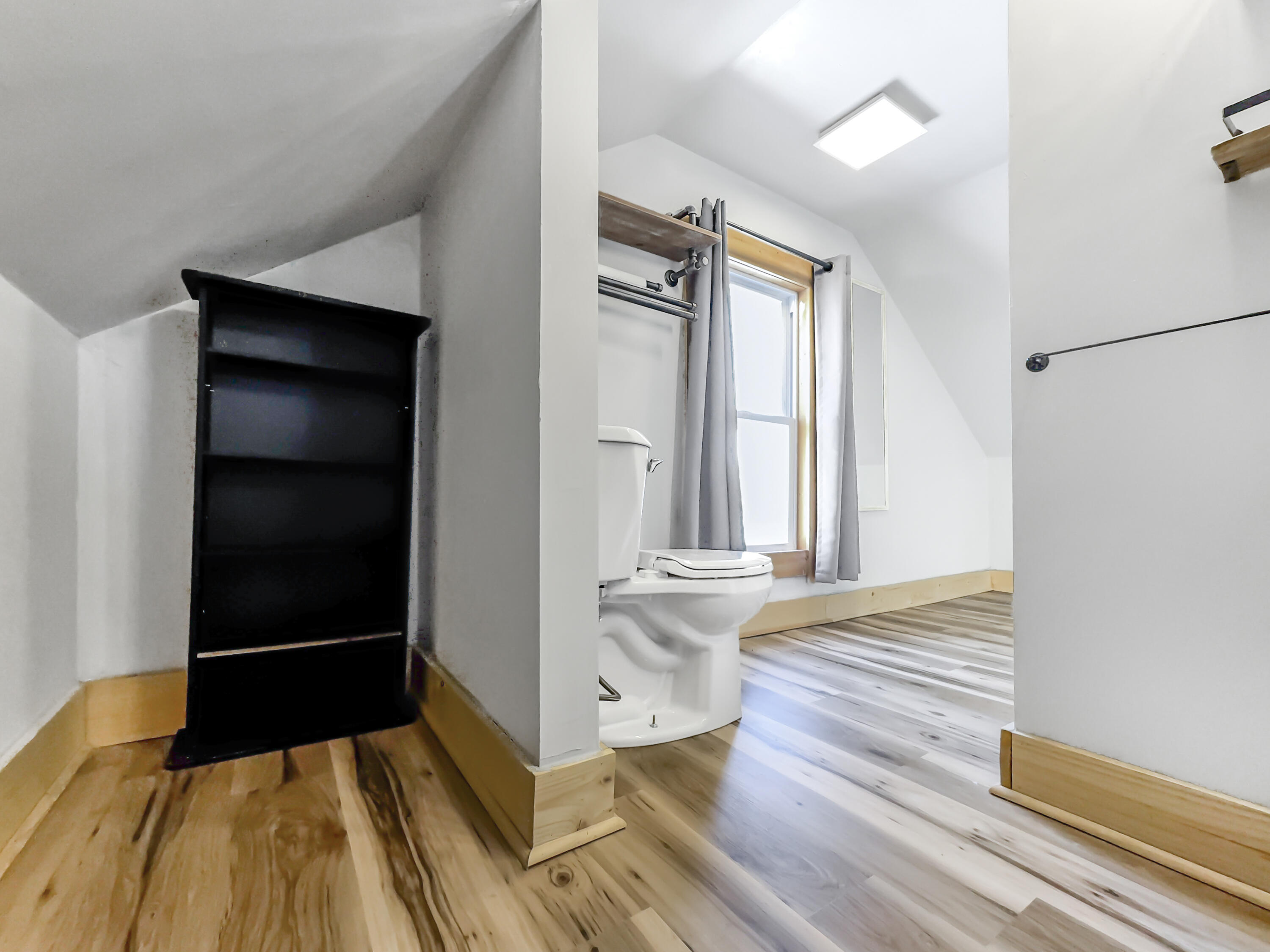 544 West Upton Avenue Reed City, MI 49677 - Photo 42 of 68 Primary Bath