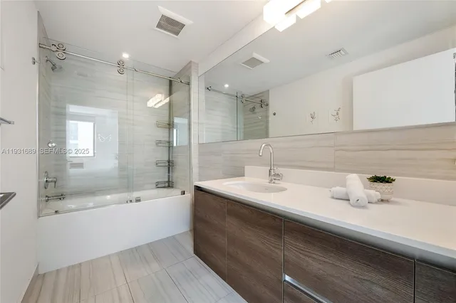 $850,000 | 301 Altara Avenue, Unit 509, Coral Gables, FL 33146