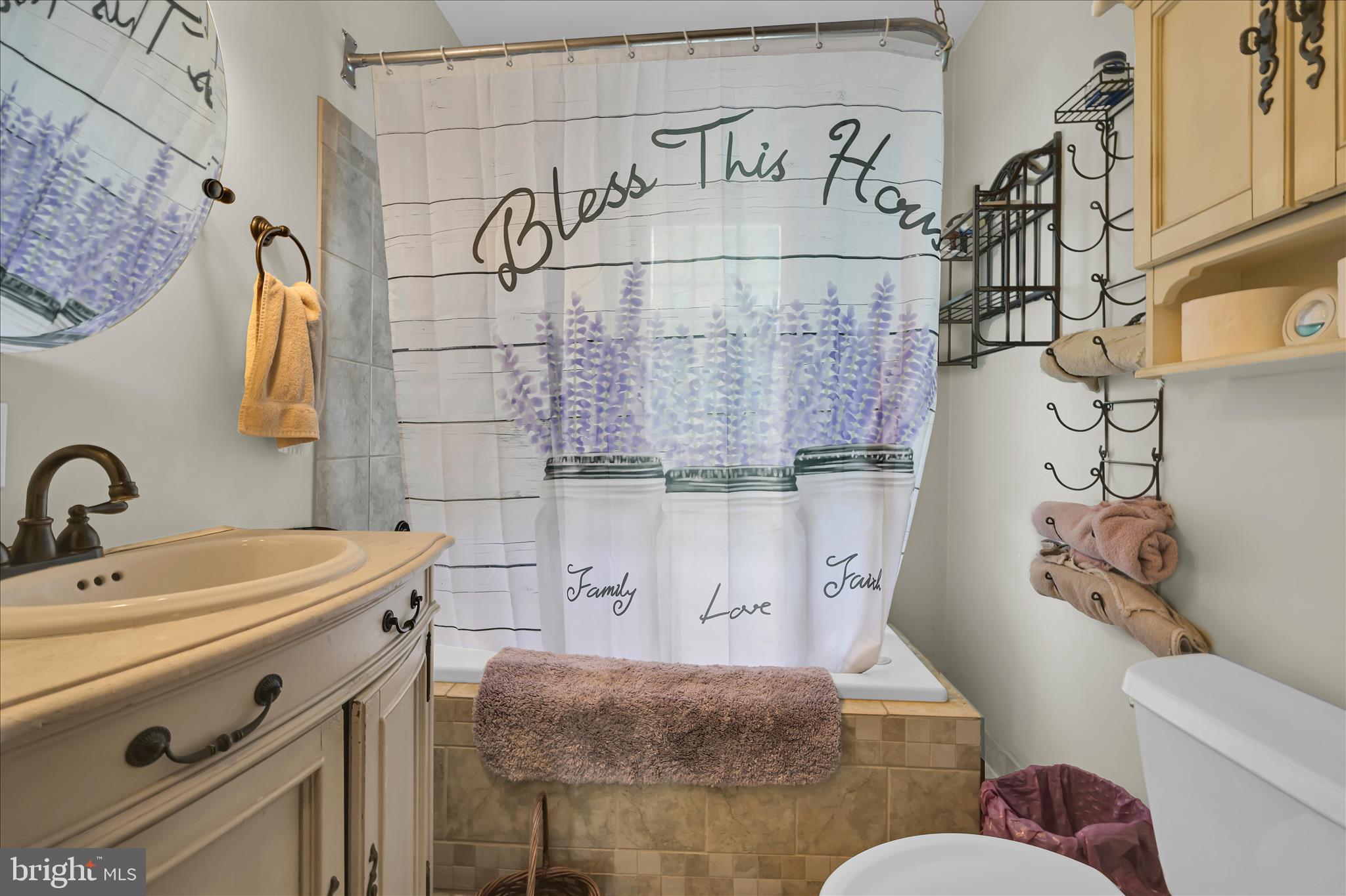 121 East Cumberland Road Enola, PA 17025 - Photo 20 of 27 a bathroom with a sink and a mirror