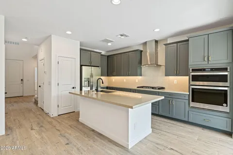 $715,000 | 6439 North 17th Place, Phoenix, AZ 85016