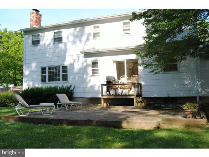 5 Yeger Road Princeton Junction, NJ 08550 - Photo 12 of 14 Exterior Back