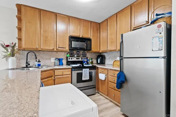 $2,500 | 1280 West Main Street, El Cajon, CA 92020