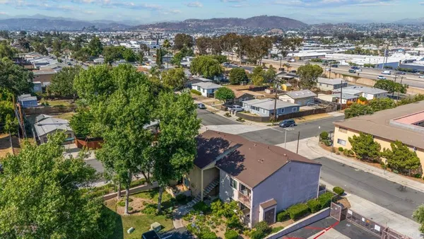 $2,500 | 1280 West Main Street, El Cajon, CA 92020