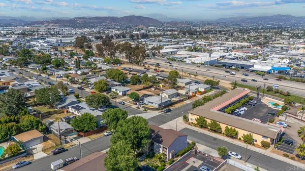 $2,500 | 1280 West Main Street, El Cajon, CA 92020