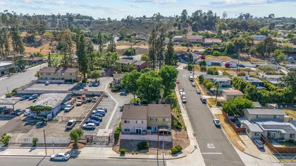 $2,500 | 1280 West Main Street, El Cajon, CA 92020