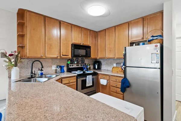 $2,500 | 1280 West Main Street, El Cajon, CA 92020