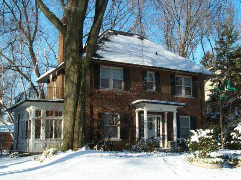 907 Bedford Road Grosse Pointe, MI 48230 - Photo 1 of 6 809229.JPG