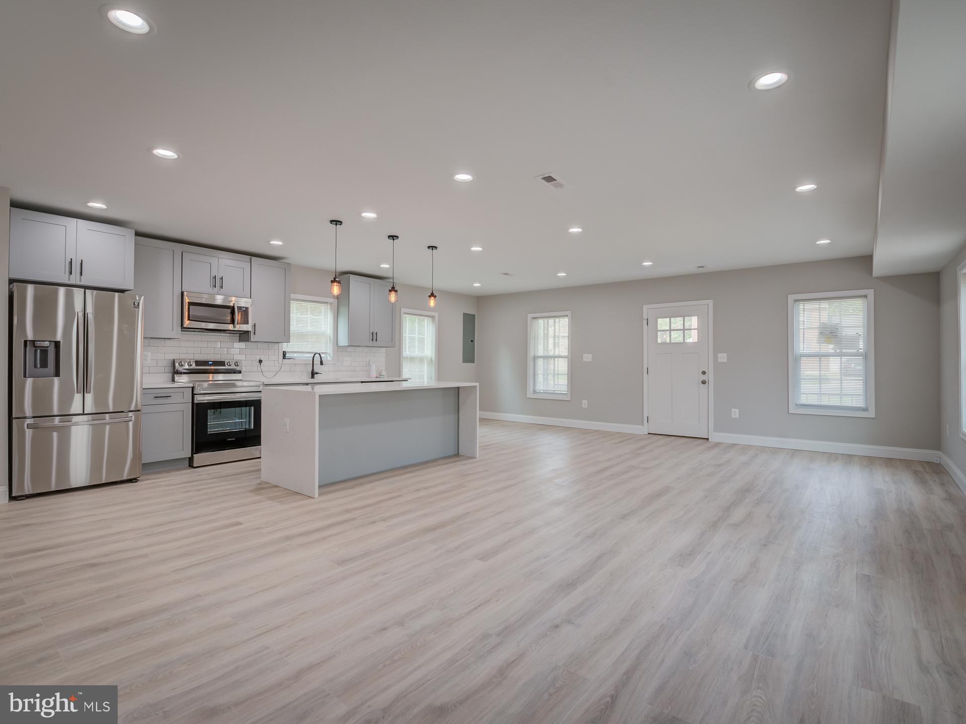 1412 Brooke Road Capitol Heights, MD 20743 - Photo 5 of 44 Gallery Image 5