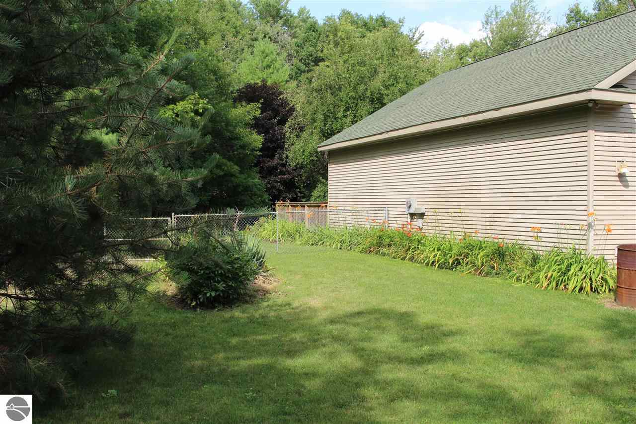 5160 West Tyler Road Alma, MI 48801 - Photo 35 of 36 1779827-34.JPG