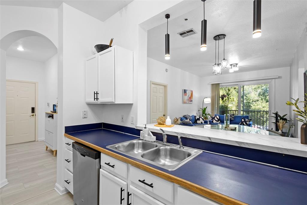 1224 South Hiawassee Road, Unit 630 Orlando, FL 32835 - Photo 17 of 41