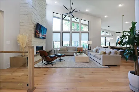 $1,195,000 | 7444 Cherokee Drive, Prairie Village, KS 66208