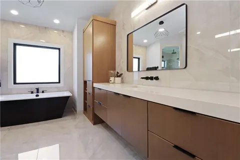 $1,195,000 | 7444 Cherokee Drive, Prairie Village, KS 66208