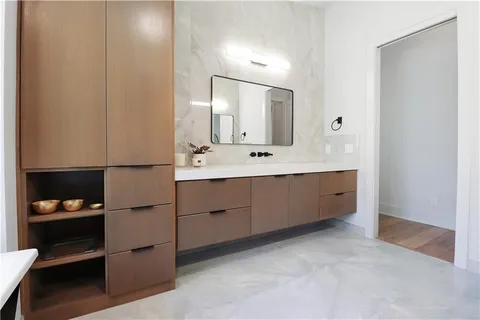 $1,195,000 | 7444 Cherokee Drive, Prairie Village, KS 66208