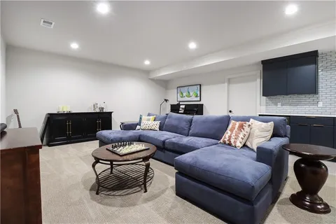 $1,195,000 | 7444 Cherokee Drive, Prairie Village, KS 66208