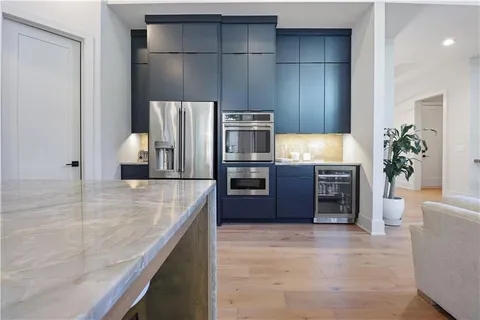 $1,195,000 | 7444 Cherokee Drive, Prairie Village, KS 66208