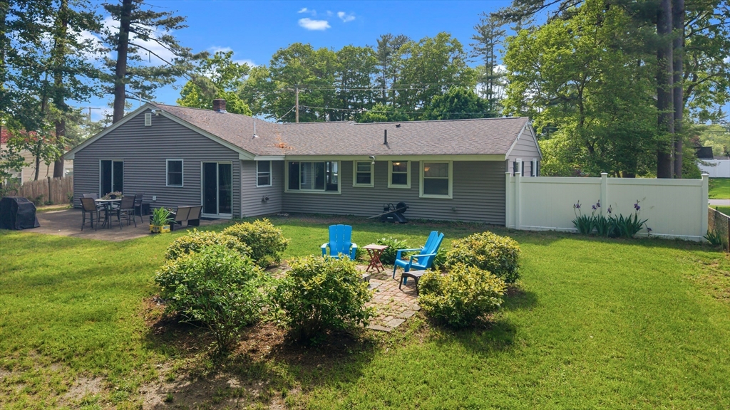 157 Nicholas Road Raynham, MA 02767 - Photo 3 of 18