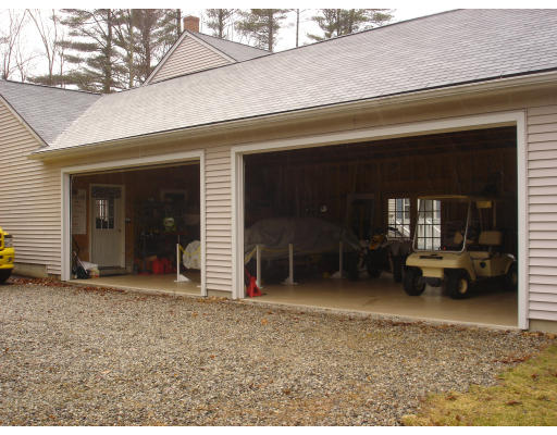 96 Mashapaug Road Sturbridge, MA 01566 - Photo 25 of 30 a view of a house with a porch