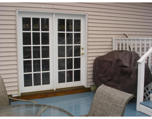 96 Mashapaug Road Sturbridge, MA 01566 - Photo 29 of 30 a view of front door