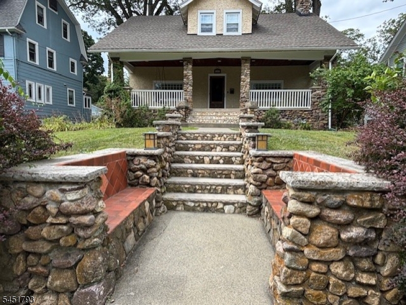 12 Forest Road Madison, NJ 07940 - Photo 2 of 22 Gallery Image 2