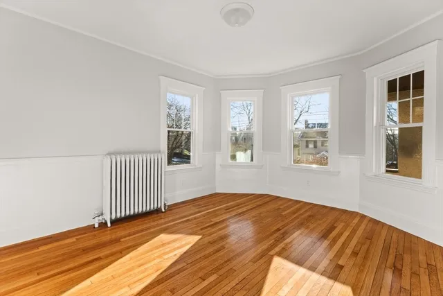 $3,900 | 22 Lewis Street, Unit 1, Newton, MA 02458