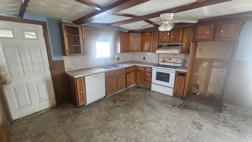 118 Wait Street Springfield, MA 01104 - Photo 15 of 29