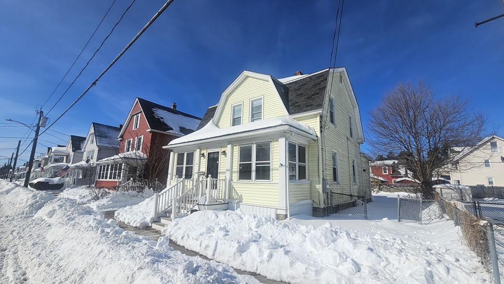 118 Wait Street Springfield, MA 01104 - Photo 4 of 29