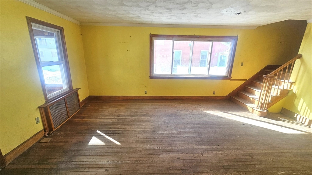 118 Wait Street Springfield, MA 01104 - Photo 8 of 29