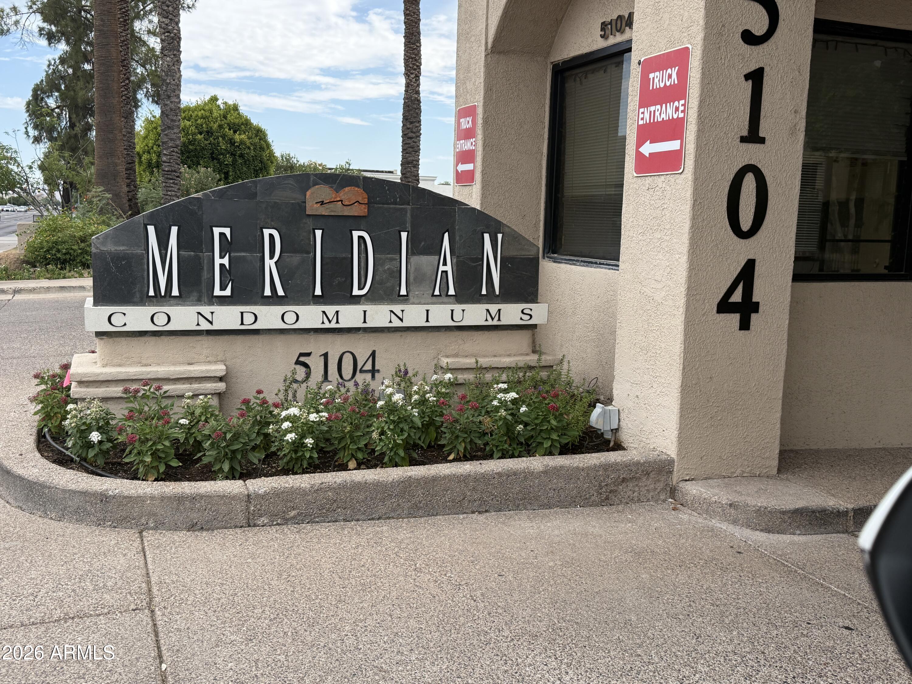 5104 North 32nd Street, Unit 446 Phoenix, AZ 85018 - Photo 2 of 26