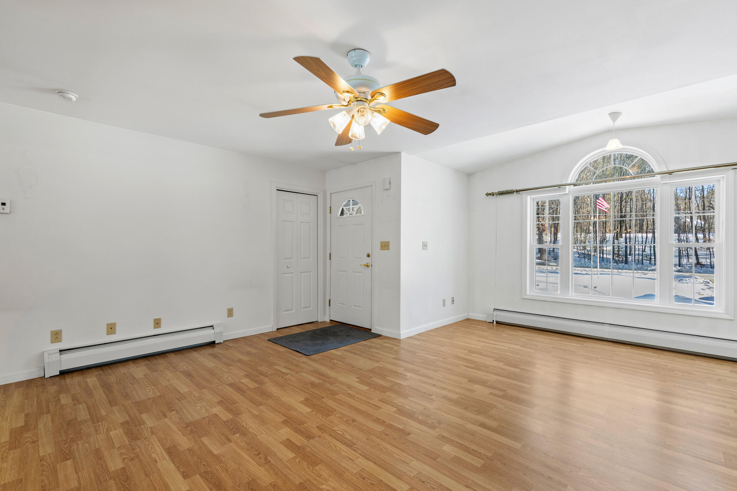 97 North Raymond Road Gray, ME 04039 - Photo 6 of 45 Living Room