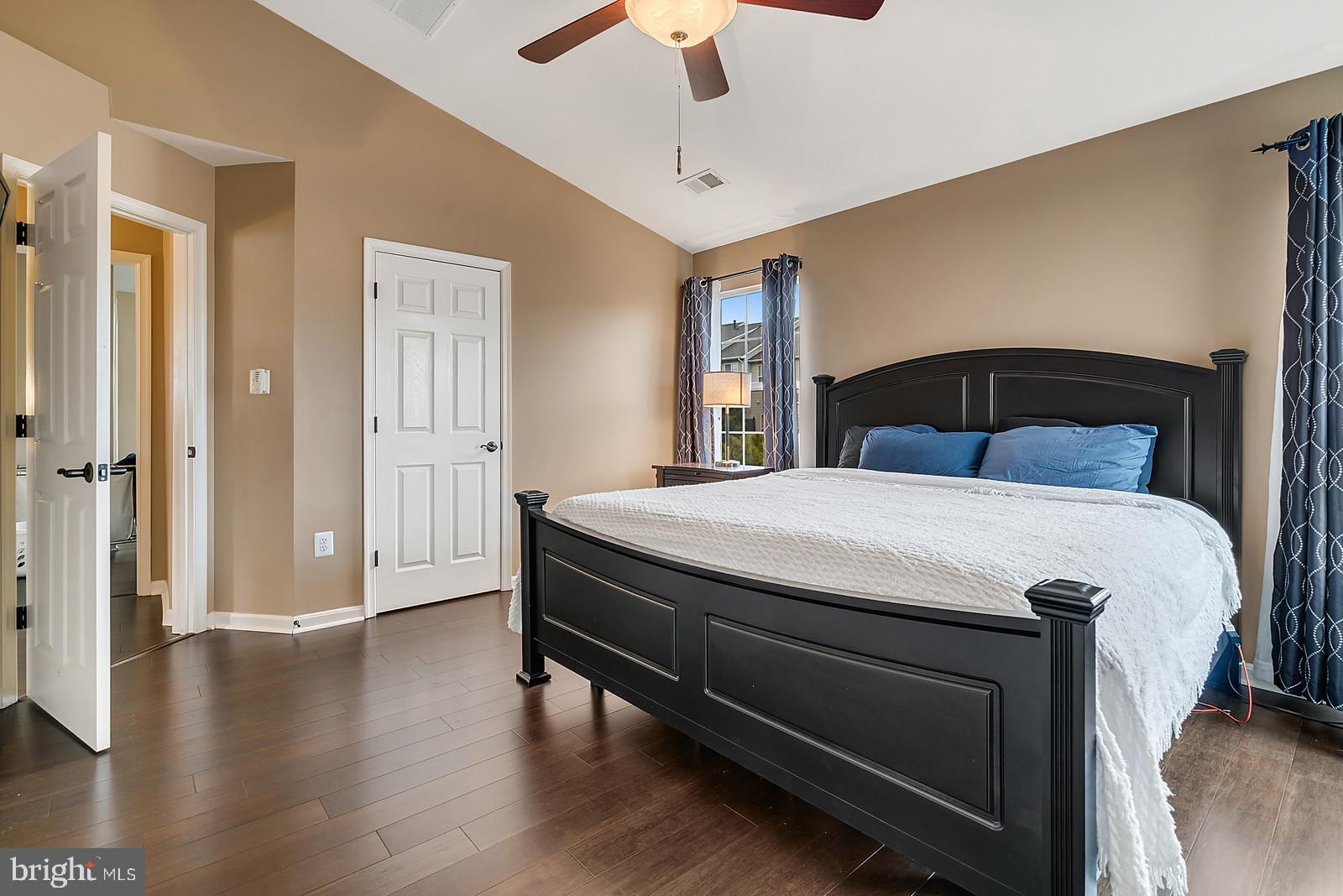 14320 Fallsmere Circle Gainesville, VA 20155 - Photo 20 of 50