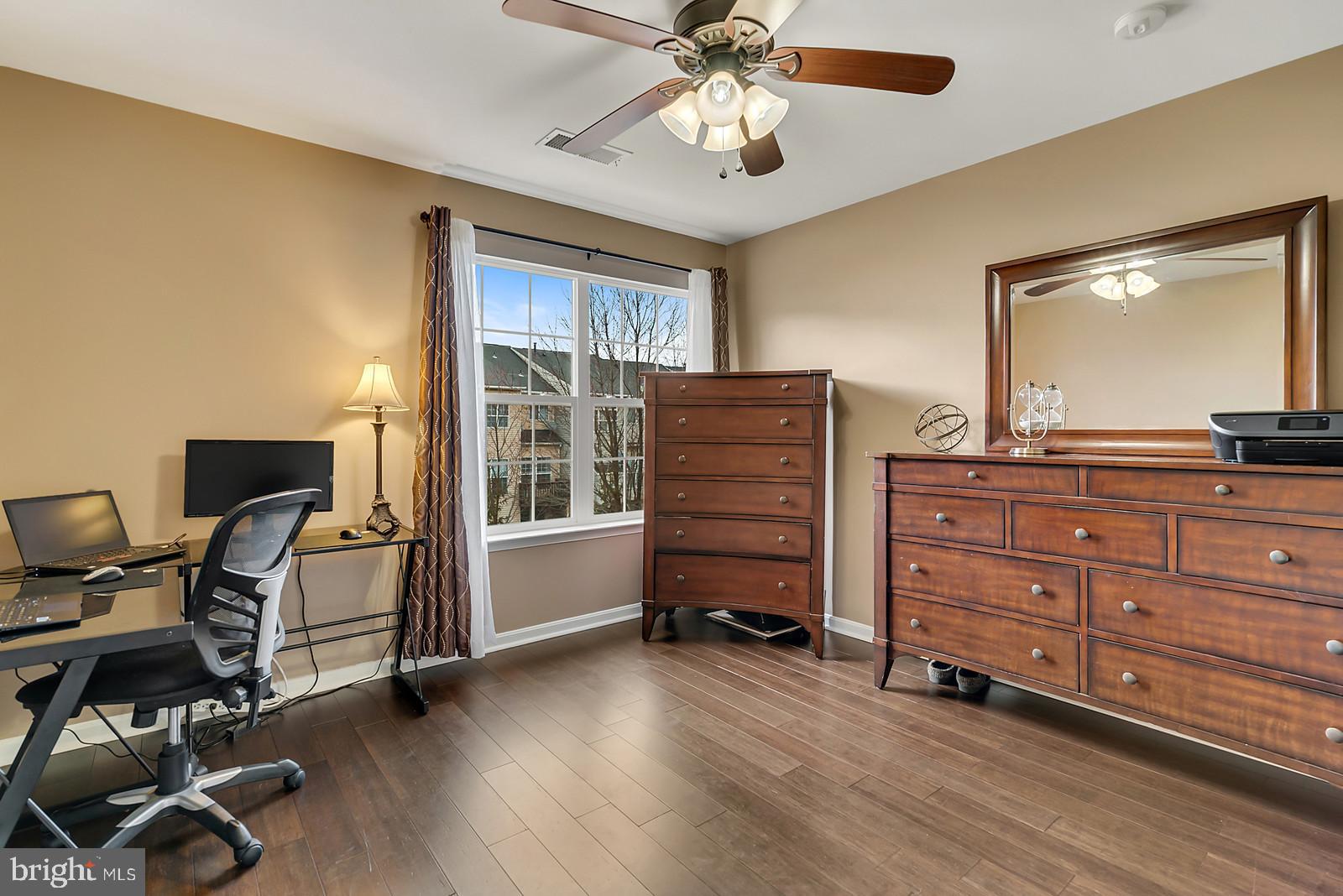 14320 Fallsmere Circle Gainesville, VA 20155 - Photo 32 of 50