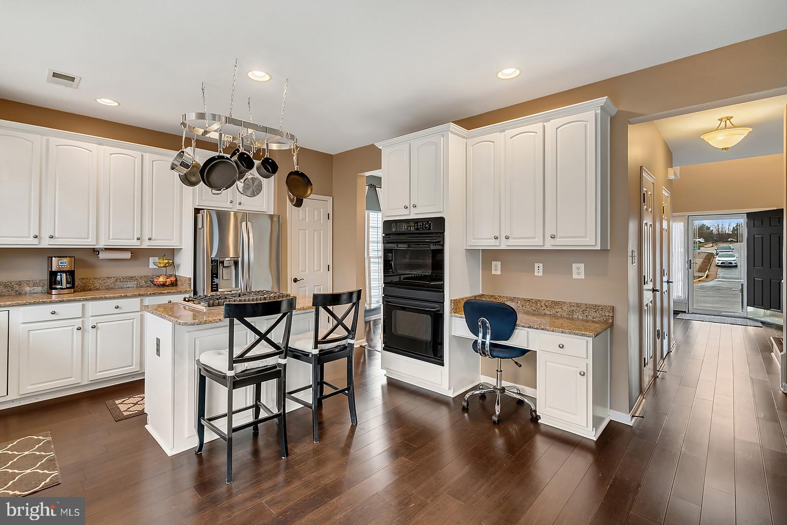 14320 Fallsmere Circle Gainesville, VA 20155 - Photo 8 of 50