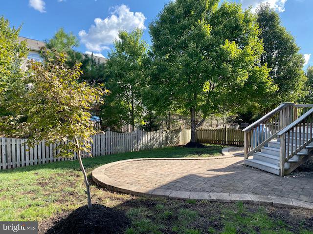 14320 Fallsmere Circle Gainesville, VA 20155 - Photo 9 of 50 Great fenced backyard