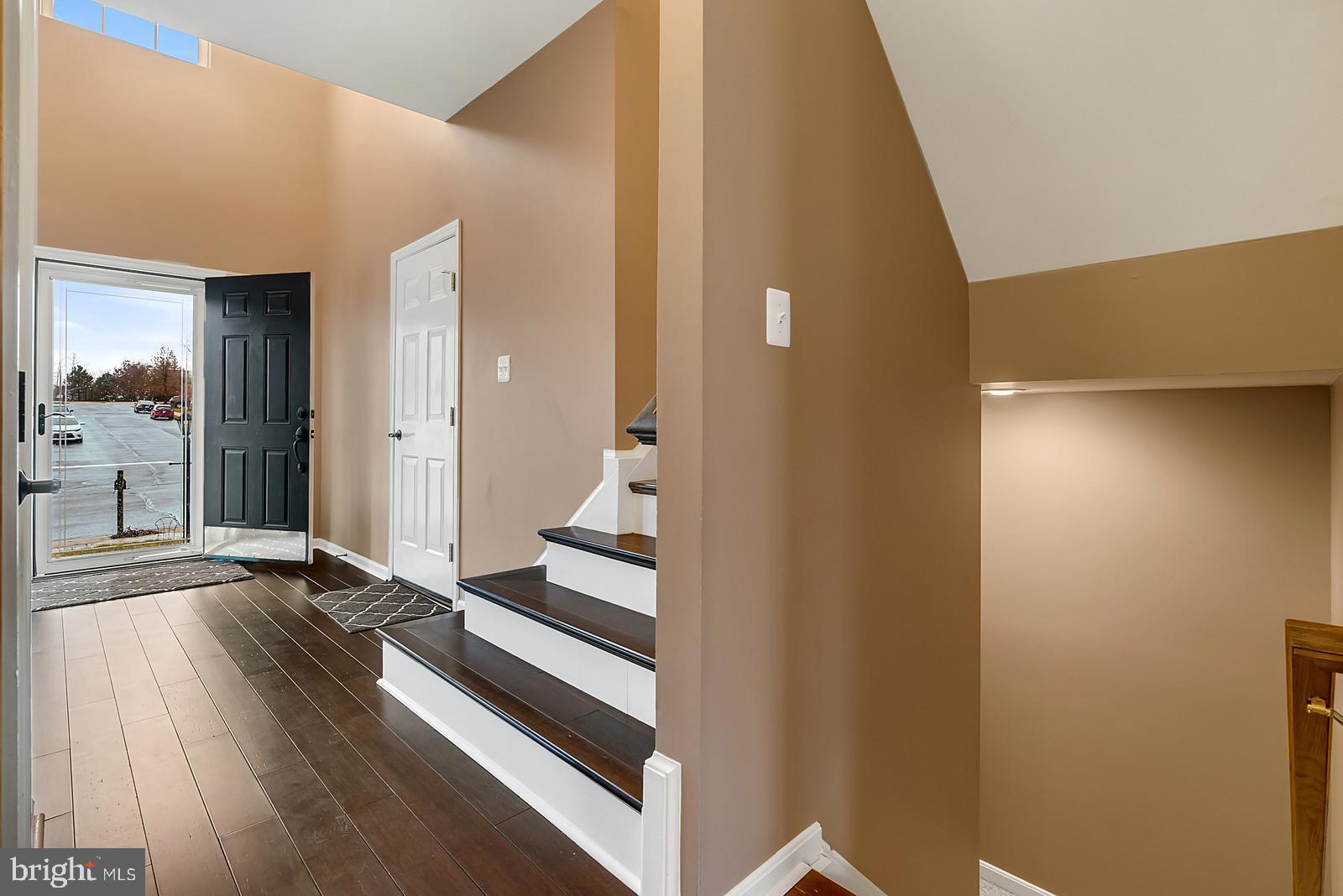 14320 Fallsmere Circle Gainesville, VA 20155 - Photo 10 of 50