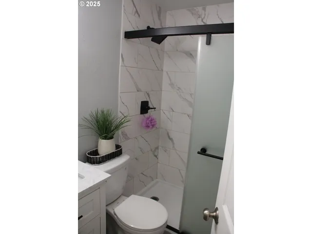 $490,000 | 332 South Tarrybrook Drive, Cornelius, OR 97113