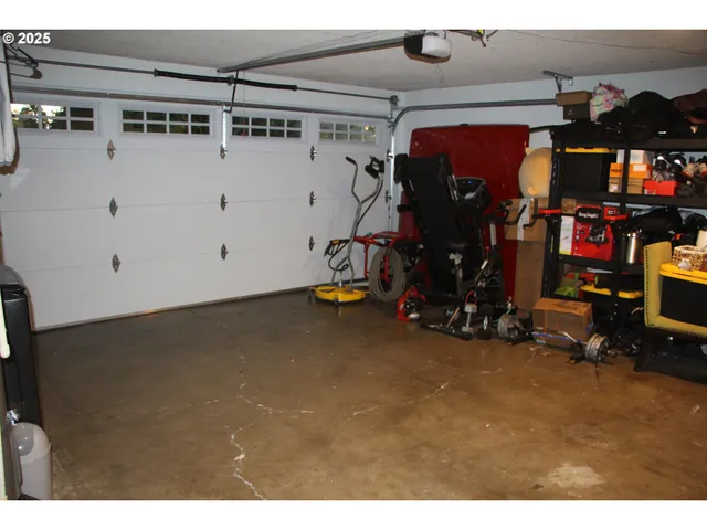 $490,000 | 332 South Tarrybrook Drive, Cornelius, OR 97113