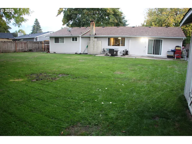 $490,000 | 332 South Tarrybrook Drive, Cornelius, OR 97113