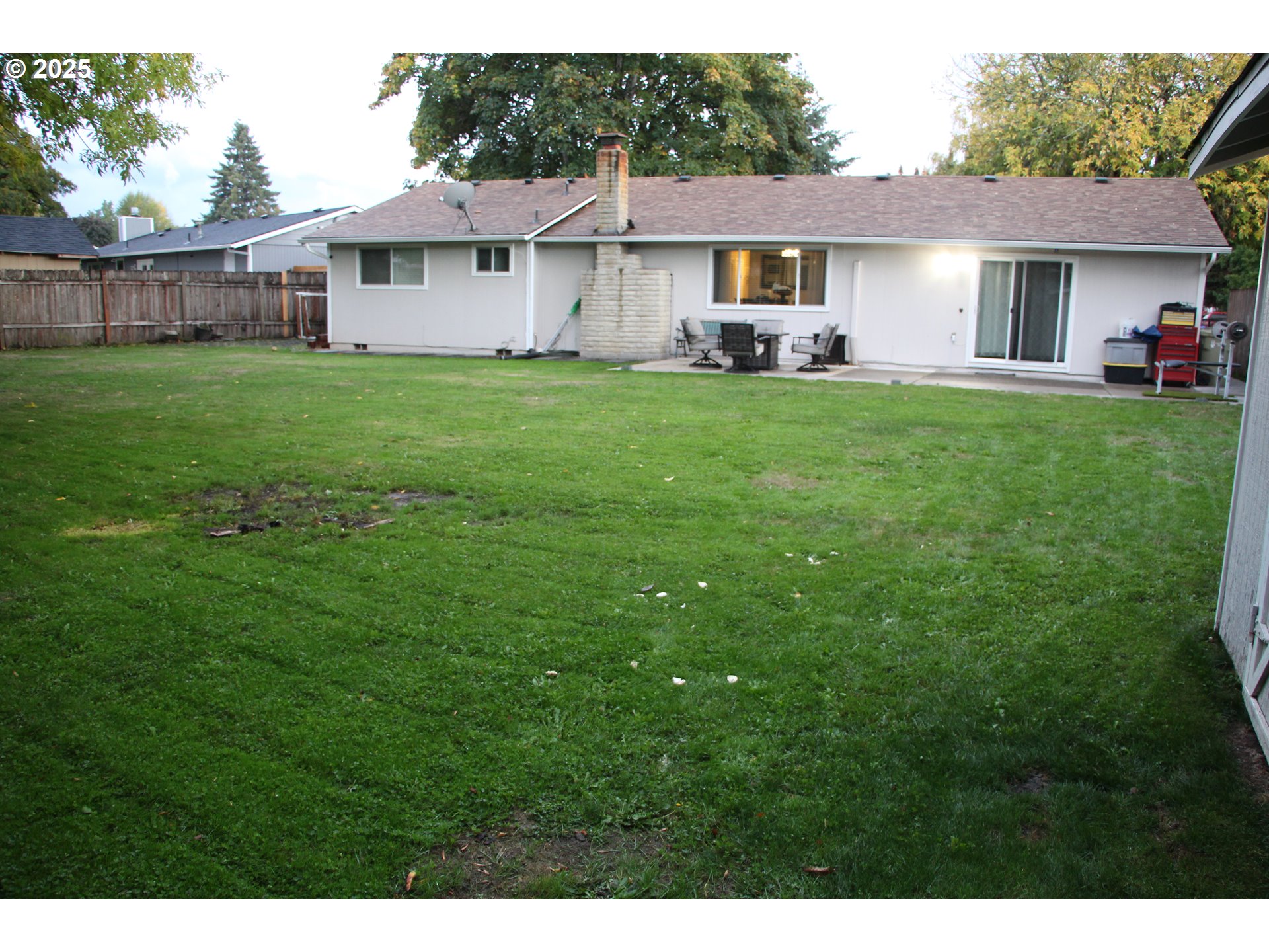 332 South Tarrybrook Drive Cornelius, OR 97113 - Photo 4 of 43